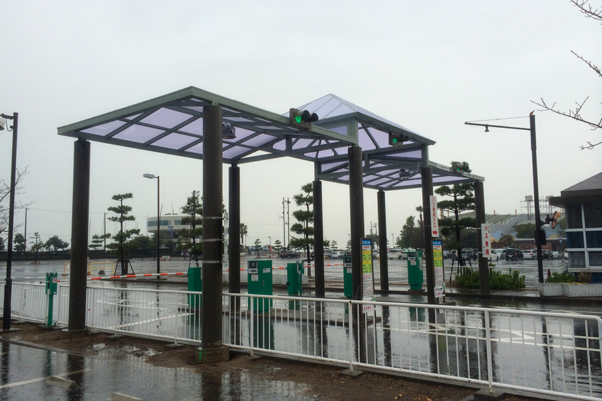 結果、街のあちこちに